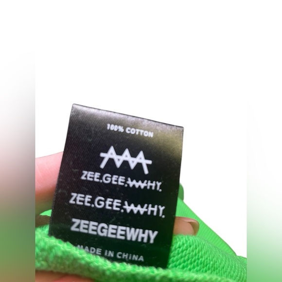 ZGY Denim NWT Green Polaroid Graphic Sweatshirt XS 100% Cotton - Picture 6 of 6
